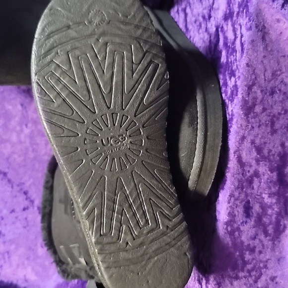 Ugg double bowed boots - Picture 4 of 4